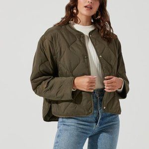 NWOT Astr The Label Olive Green Quilted Jacket